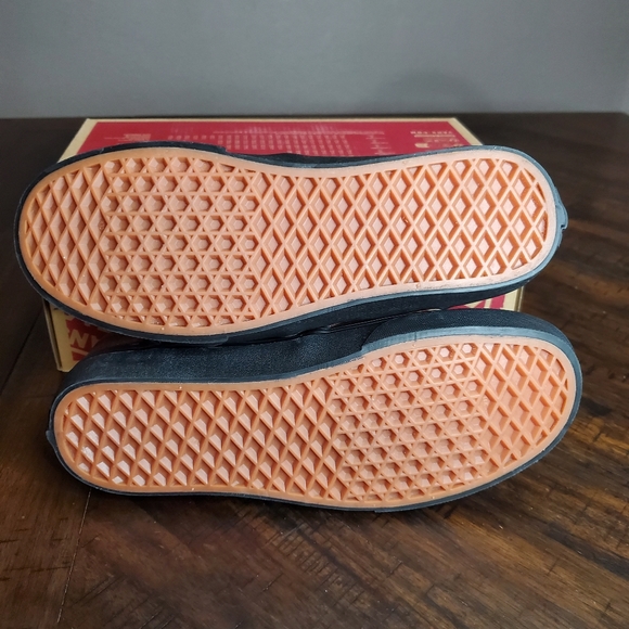 Vans Atwood Mixed Canvas Root Beer Men Size 7, equivalent to Women Size 8.5 - Picture 7 of 10